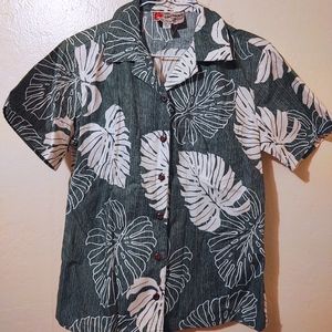 Hilo Hattie Women's Hawaiian Shirt Size XS